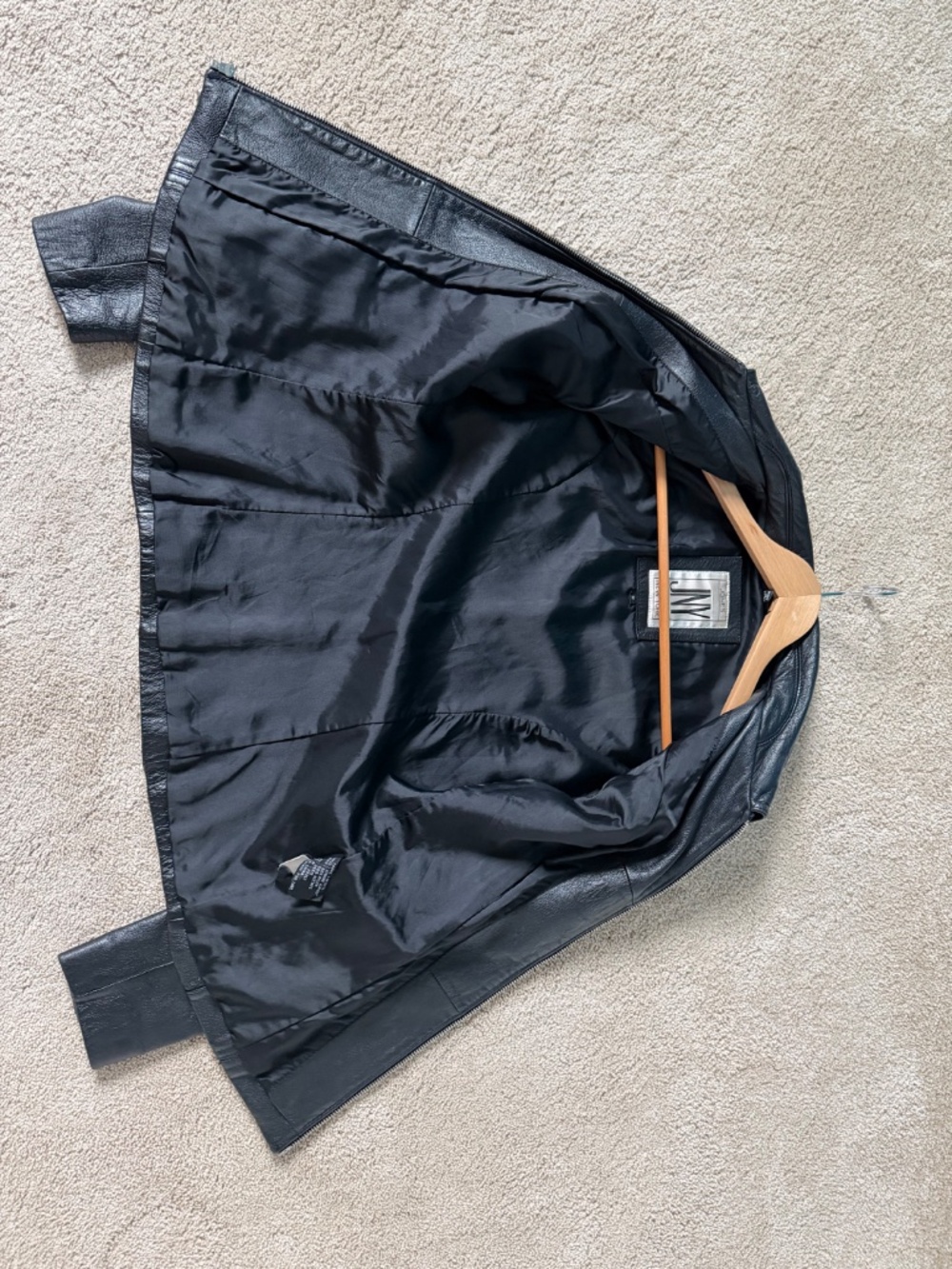 Jones New York 100% Leather Jacket Small Black Soft Zip Front Tailored - Picture 4 of 10
